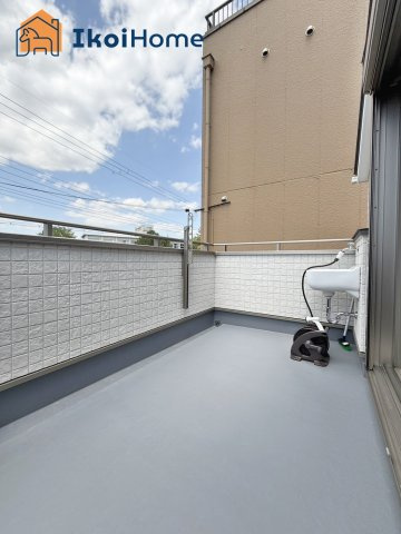 明石市魚住町錦が丘1丁目　新築戸建のバルコニー|◆同社施工例◆年中無休：当日予約可●南向きバルコニー。屋根は８～万円バルコニー設置できます。