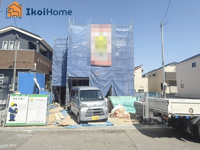 明石市魚住町錦が丘1丁目　新築戸建の駐車場|●年中無休：当日予約可●駐車場ゆとりの並列3台可能！前面道路も広く7.4ｍございます！