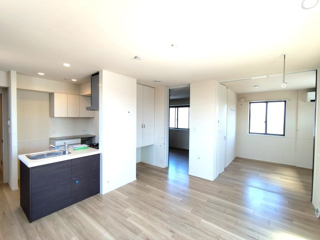 Paul Maisonの居間・リビング