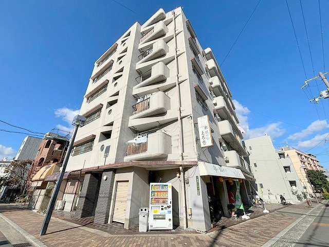 サンヒルズの外観
