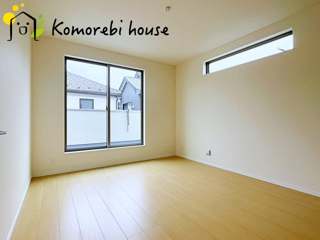 伊奈町栄1丁目46番　新築一戸建て　ハートフルタウン　Aの寝室|落ち着いた色調の寝室です
