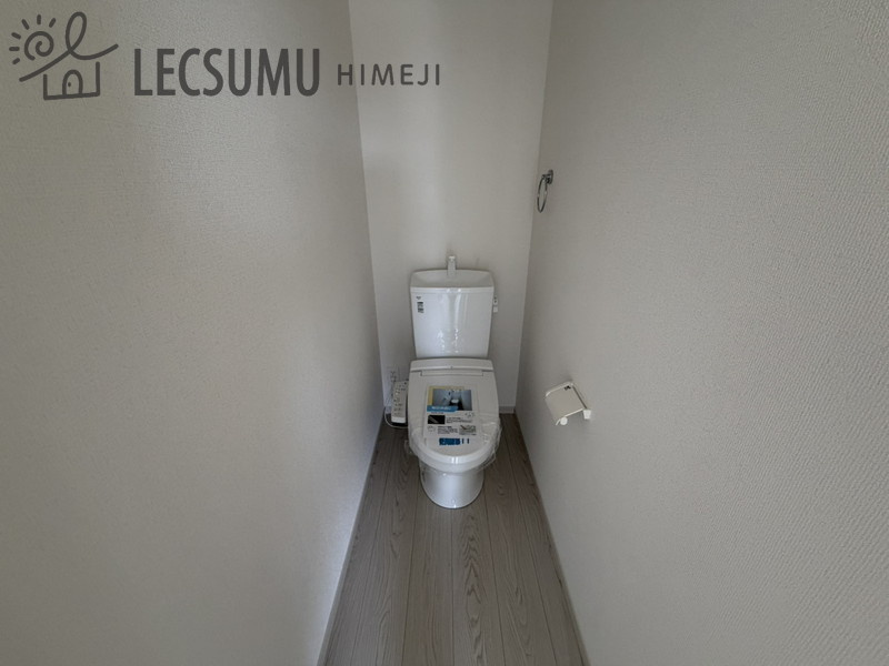 姫路市広畑区才2期/新築戸建のトイレ