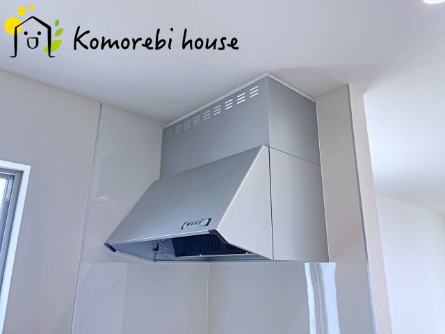伊奈町栄1丁目46番　新築一戸建て　ハートフルタウン　Ｂのキッチン|26.5.28　撮影済み