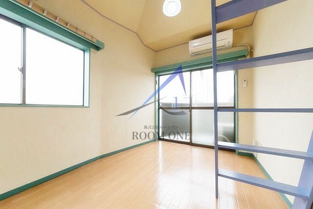 シャンブルドット二子玉川の居間・リビング|洋室のお部屋です。