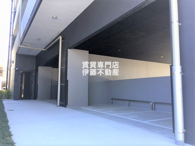 S-RESIDENCE庄内通の駐車場|バイク置き場もあり