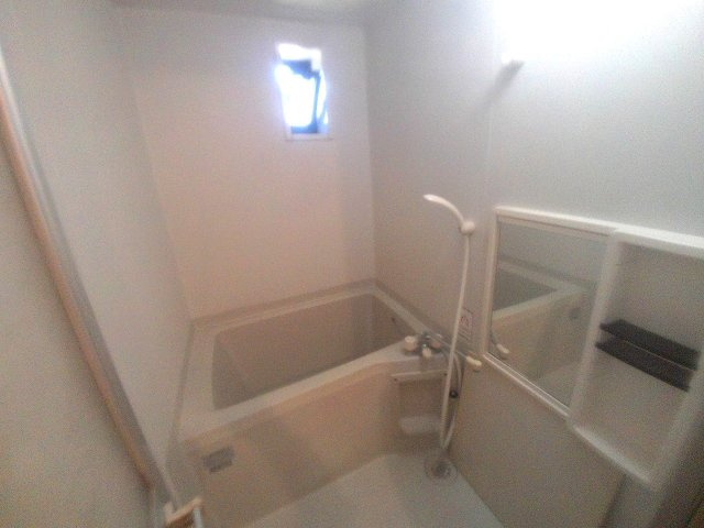 ユードミールの浴室