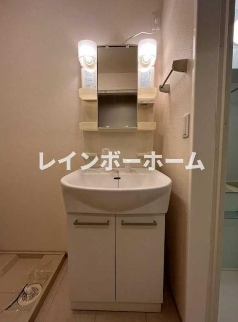 ジェノヴィア原木中山の洗面所