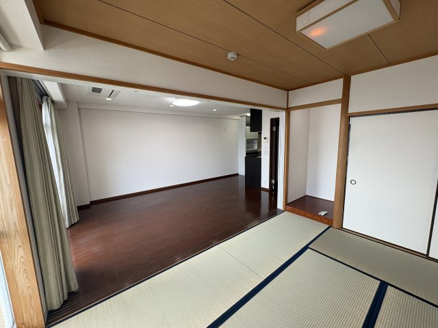 第二東商センター１号館の和室