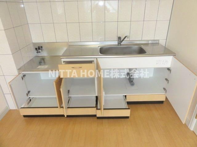 グランドビューのキッチン|キッチン収納もたっぷり◇