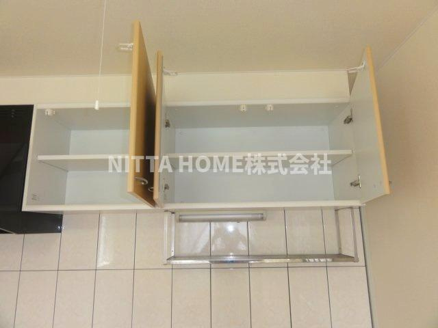 グランドビューの収納|上部にも収納がついて便利です◎