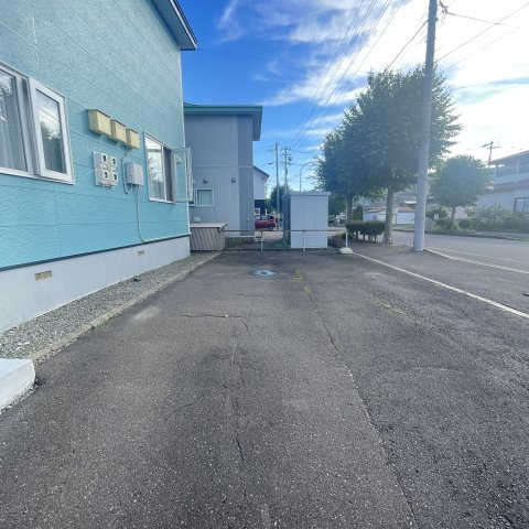 クローバー７の駐車場