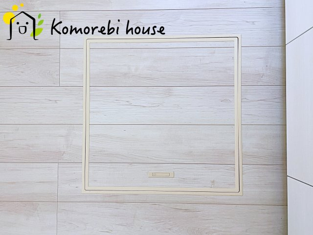 伊奈町栄1丁目46番　新築一戸建て　ハートフルタウン　Eの内装|床下収納です