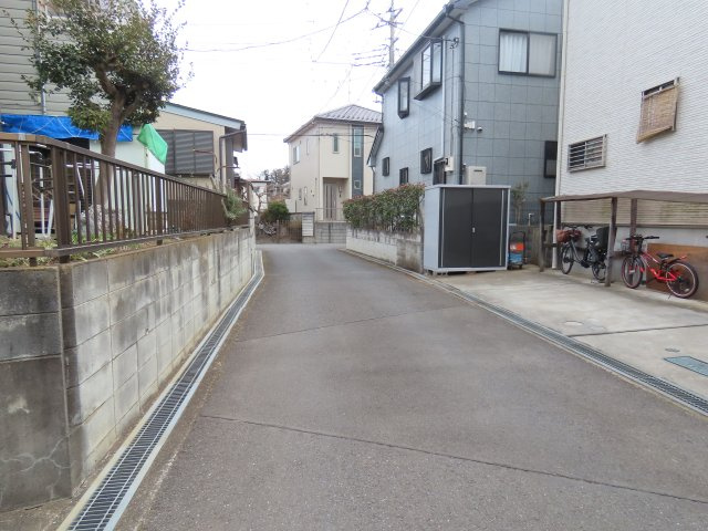 川越市小堤売地の前面道路含む現地写真