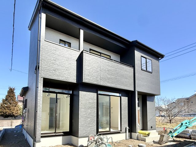 【新築戸建】足利市葉鹿南町1期の外観|■外観｜閑静な住宅街で始める新しい暮らし♪開放的な毎日をあなたへ(^^♪