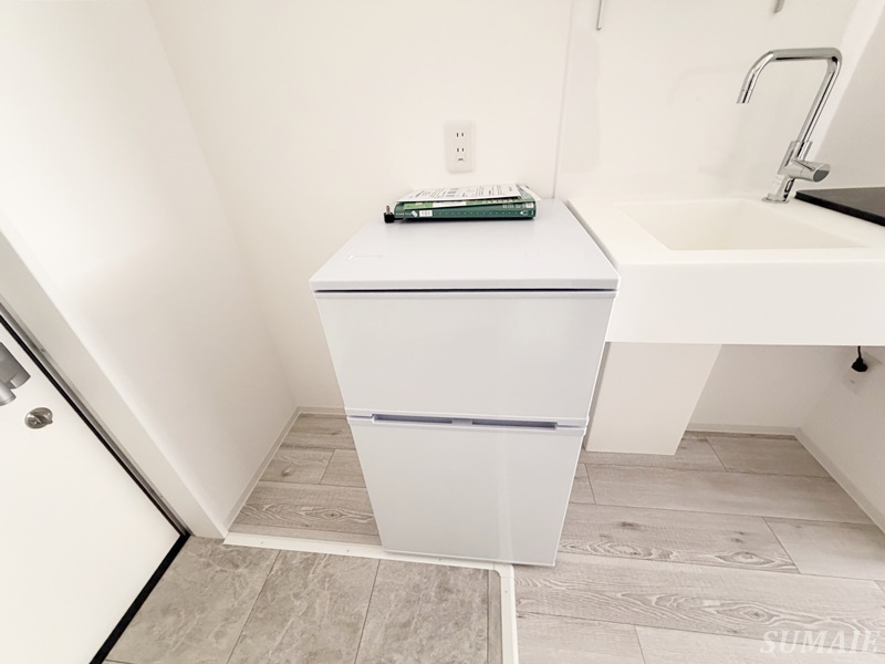 レピュア王子神谷レジデンスⅡの設備|備え付けの冷蔵庫です☆