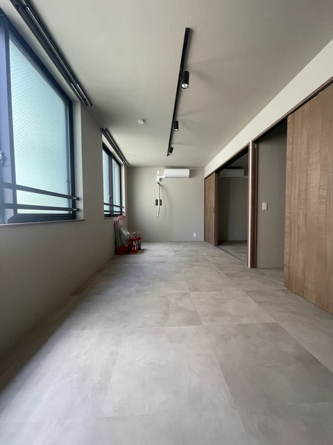 ｔｈｅ１０　ＴＯＹＯの居間・リビング