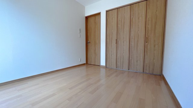 サンフラワーの洋室