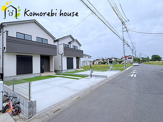 伊奈町栄1丁目46番　新築一戸建て　ハートフルタウン　Hの前面道路含む現地写真|前面道路含む現地写真です