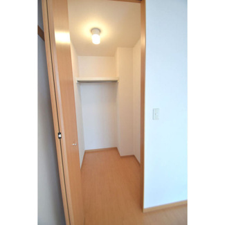 【収納】 | メゾン・ド・サンシャインⅢ | ウォークインクローゼット