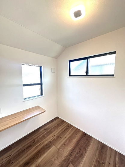 【その他】 | 東久留米市八幡町3丁目　中古一戸建住宅　(保谷店) | 2階2.5帖/勉強やリモートワークにも便利な書斎。