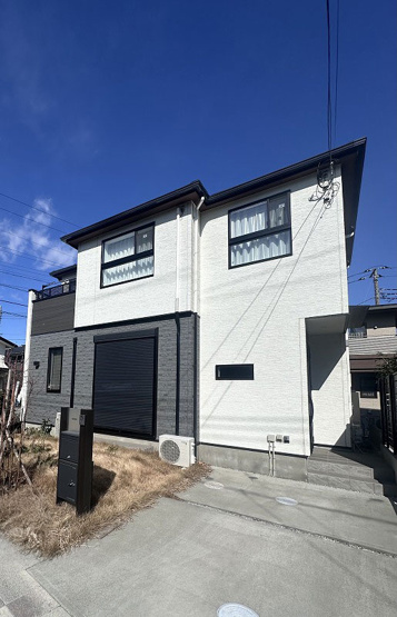 【外観】 | 東久留米市八幡町3丁目　中古一戸建住宅　(保谷店) | 2022年10月築の3SLDK築浅中古戸建！小中学校徒歩10分圏内でお子様がいるご家庭も安心です。