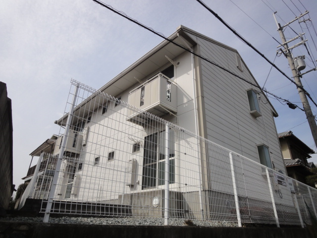 宝塚市平井２丁目のハイツ