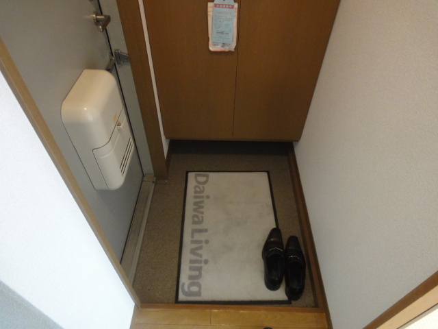 サニーホームズオザキの玄関