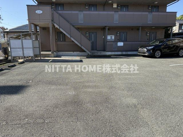 リープの駐車場|敷地内駐車場は空き確保されています◇