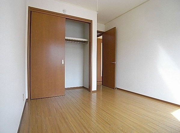 プロヴァンス（コーポ）の寝室