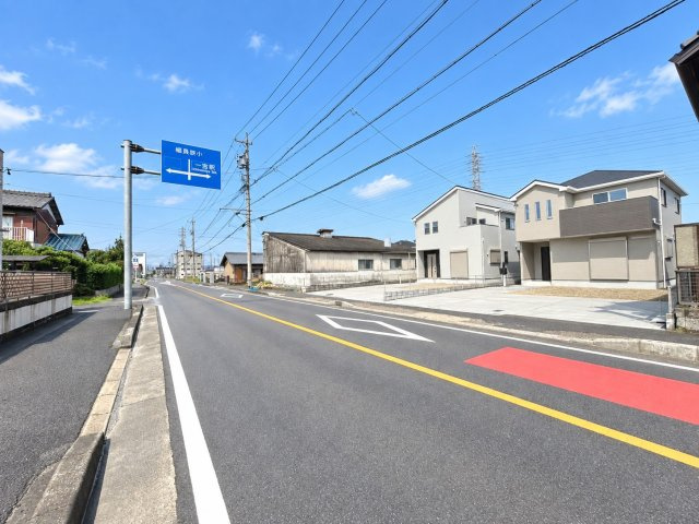 ファーストタウン　一宮市大和町福森第1　全2区画分譲の前面道路含む現地写真|■前面道路　■ヤマダ不動産　株式会社リライフ　
■夢のマイホーム購入をフルサポートします！