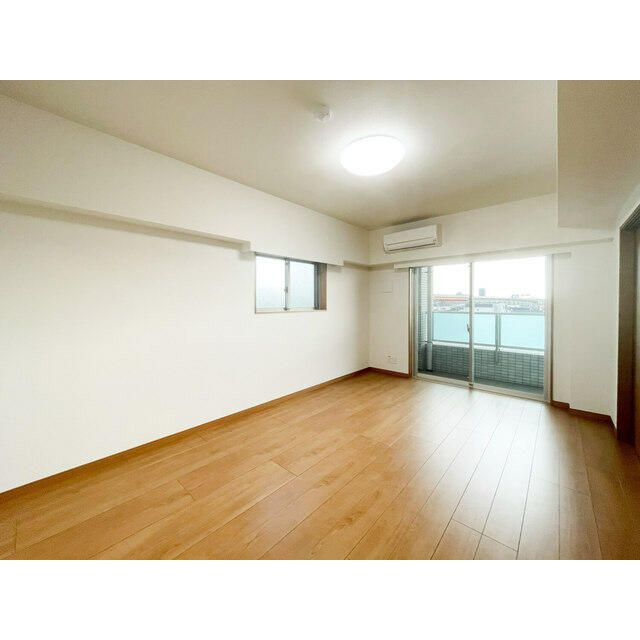 アーバハイツ六町環七北通りの居間・リビング