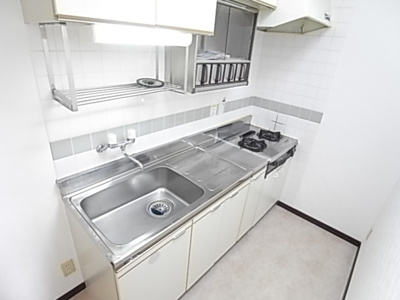 【キッチン】 | ライトコア前原 | コンパクトなキッチンで掃除もラクラク