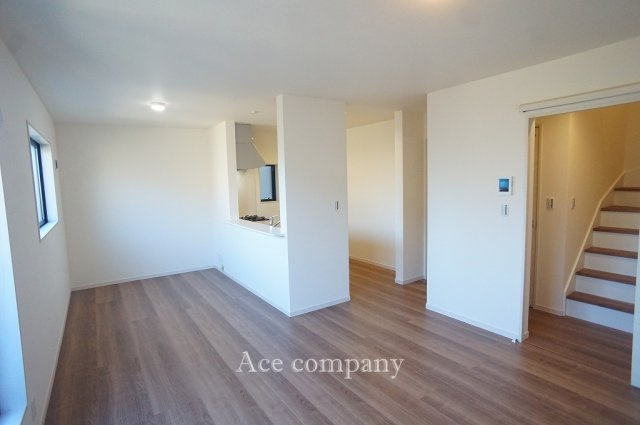 【居間・リビング】 | 東大阪市大蓮北4丁目　【4号棟/全5棟】 | 【LDK：16帖】
