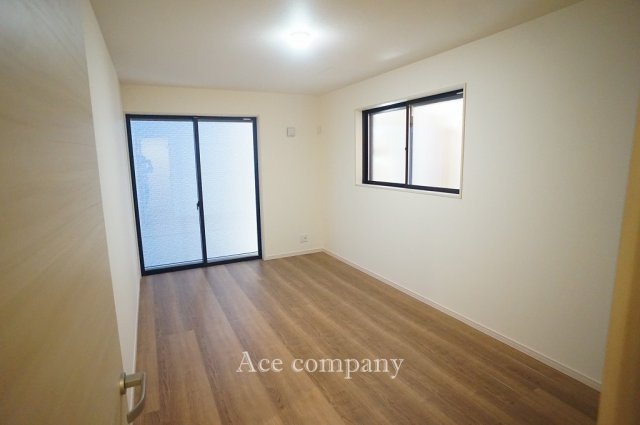 【内装】 | 東大阪市大蓮北4丁目　【4号棟/全5棟】 | 【1階：ストレージルーム7.5帖】