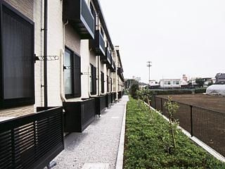 【庭】 | レオパレスＬｕｍｉｅｒｅ元町Ⅱ