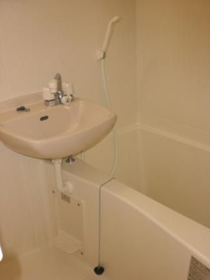 【浴室】 | レオパレスＬｕｍｉｅｒｅ元町Ⅱ