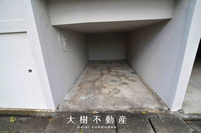 【駐車場】 | 海老名市国分寺台3丁目　中古戸建て【仲介手数料無料】