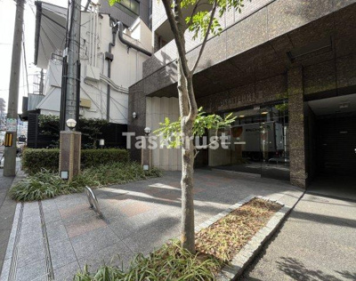 【エントランス】 | リーガル西天満III