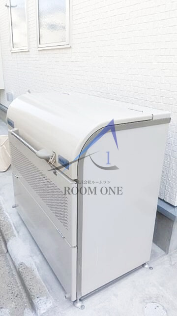 フラシア高島平のその他共用部分|敷地内ゴミ捨て場です。