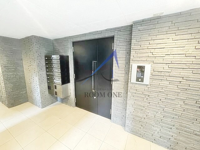 プラティーク王子のエントランス|エントランスです。