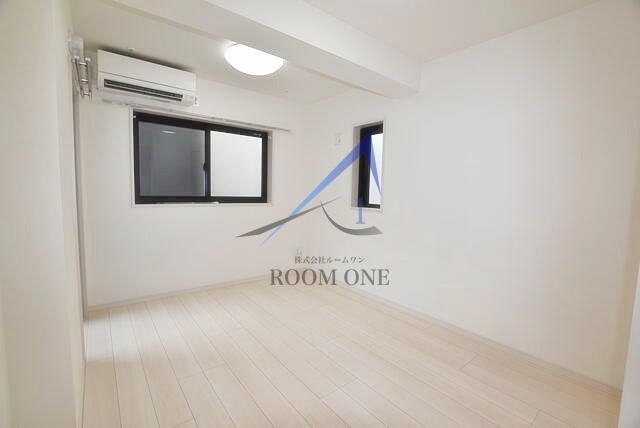 プラティーク王子の居間・リビング|洋室のお部屋です。