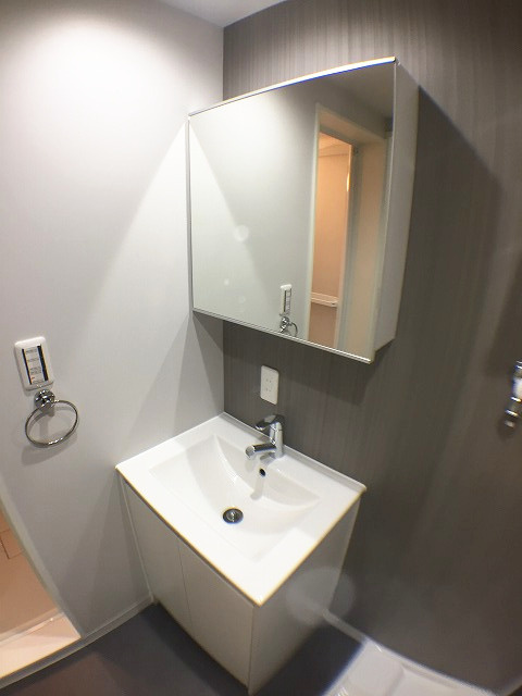 Ｐｉｎｏｆｉｏｒｅ　Ｅｒｂａの洗面所|コンパクトで使いやすい洗面所