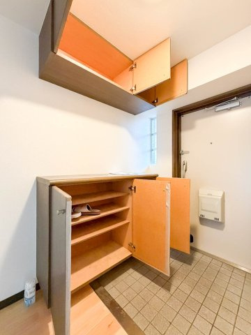 スペリアシティ名南アネックス1の玄関|毎日通る玄関はこちらです