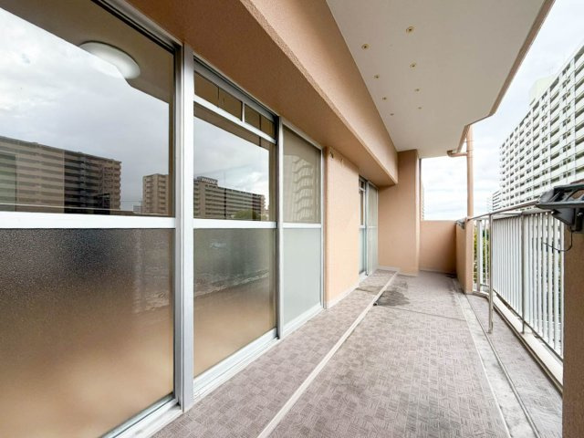 スペリアシティ名南アネックス1のバルコニー|バルコニー付きです