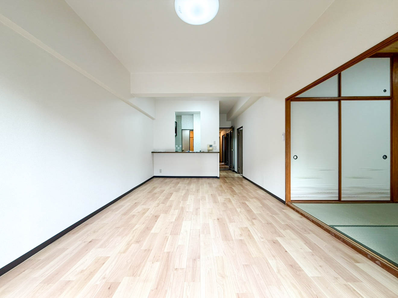 スペリアシティ名南アネックス1の居間・リビング|リビングです