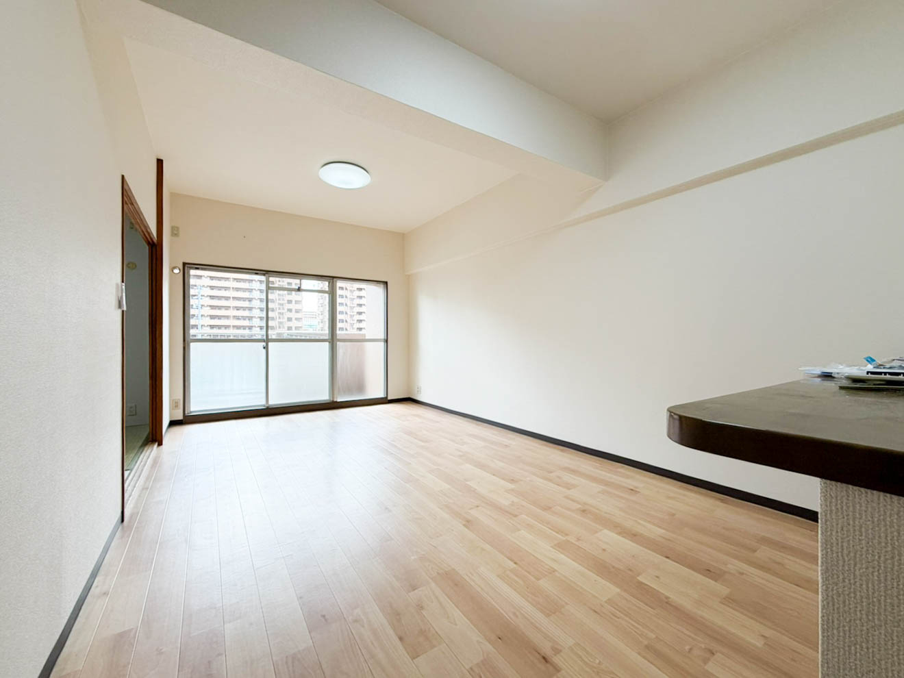 スペリアシティ名南アネックス1の居間・リビング|おしゃれな居間です