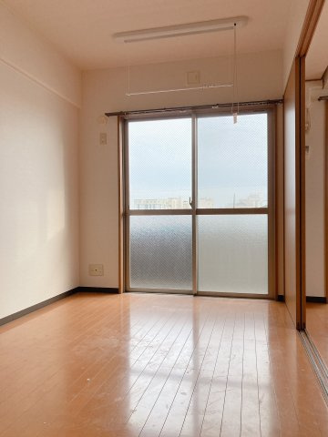 アピエ黄金の洋室|広々とした洋室です