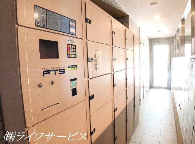 【設備】 | モンセーヌ加島ヴィルコート | 宅配ボックス
