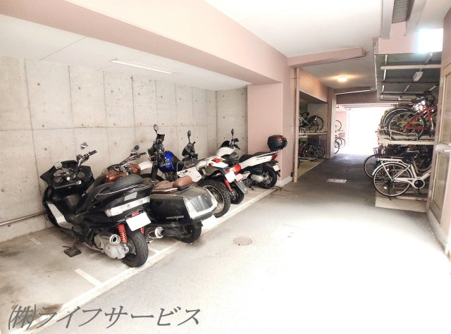 【その他共用部分】 | モンセーヌ加島ヴィルコート | バイク置場