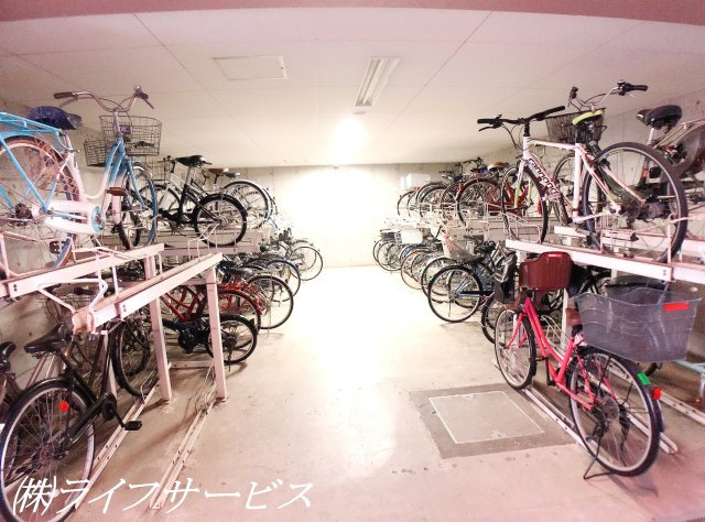 【駐輪場】 | モンセーヌ加島ヴィルコート | 駐輪場